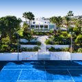 Villa Hermes - Maison moderne iconique à couper le souffle sur un immense terrain à Nueva Andalucia, Marbella.