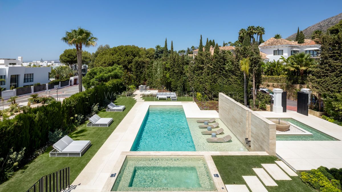 Villa Moderna de Lujo en Sierra Blanca, Marbella