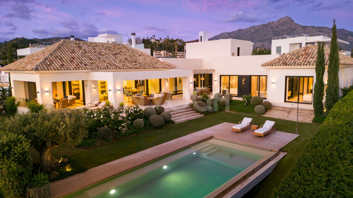 Increíble villa muy bien situada en Haza del Conde, Nueva Andalucía