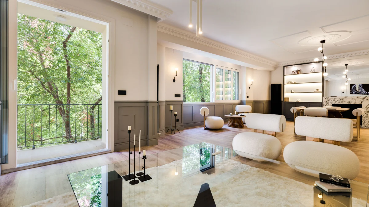 Sunlit 4-bed penthouse with terrace in Recoletos, Salamanca