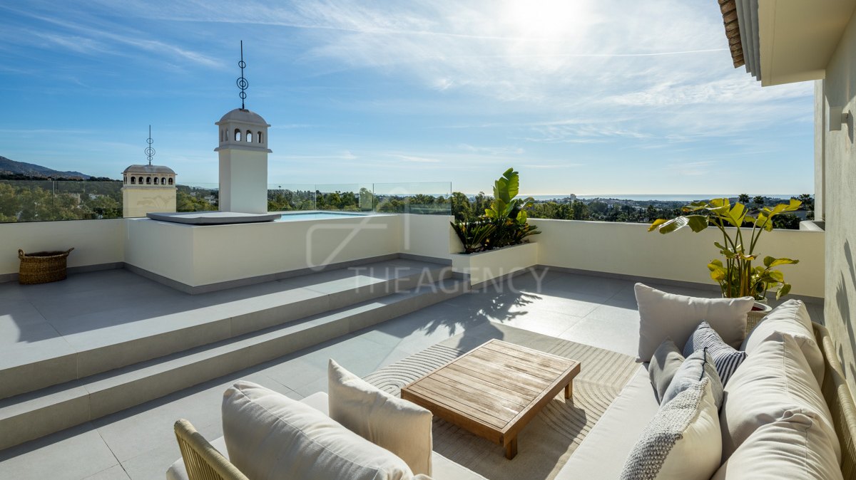 Luxury Duplex Penthouse - Les Belvederes, Nueva Andalucia