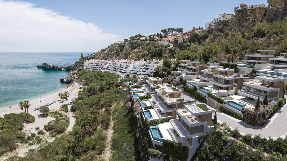 Stunning cliff-front complex in Marina del Este, La Herradura