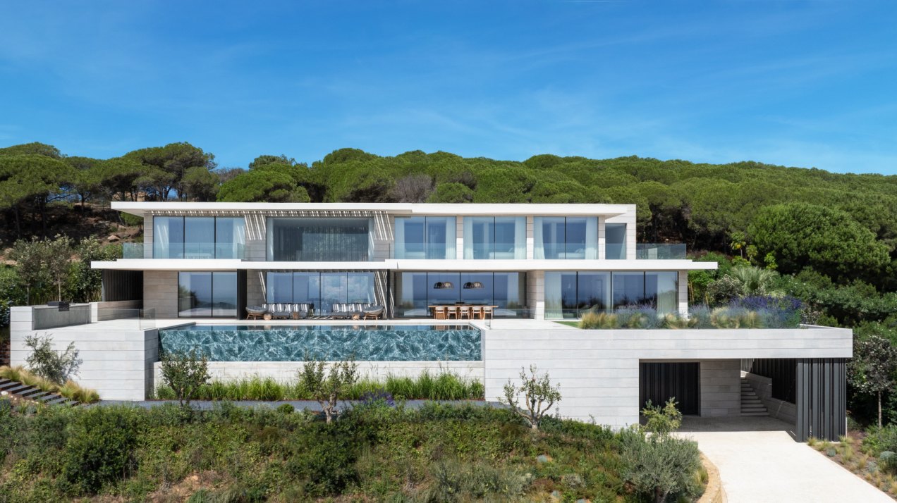 Bio architectural villa with spectacular design and open panoramic views in La Reserva, Sotogrande
