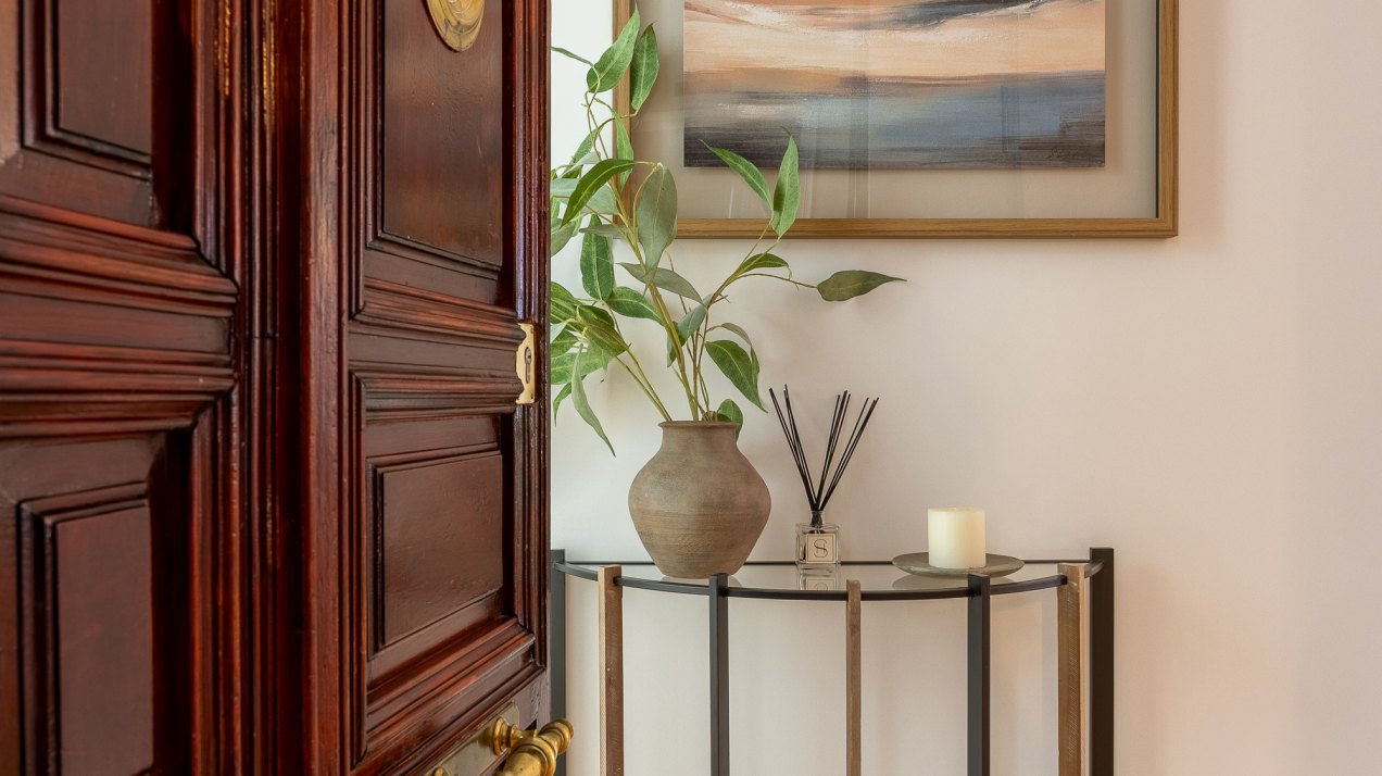 Piso reformado en venta en Jerónimos, Madrid | Exclusivo apartamento