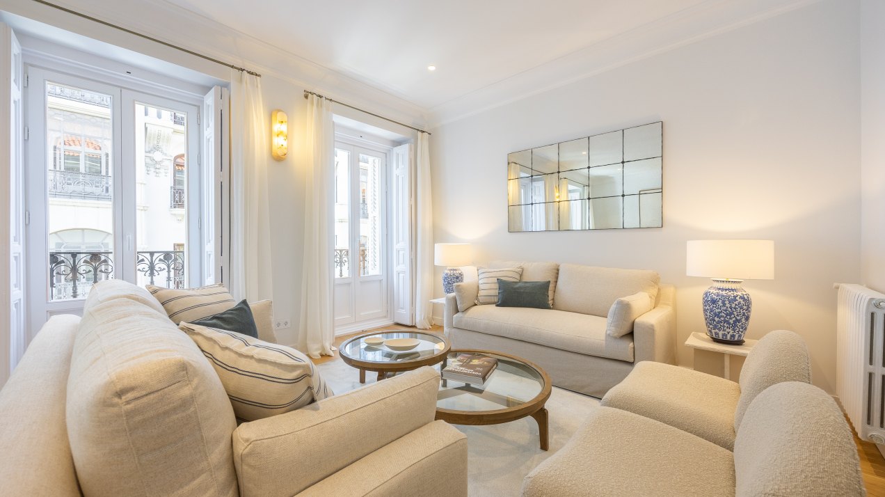 Piso reformado en venta en Jerónimos, Retiro, Madrid | Exclusivo apartamento