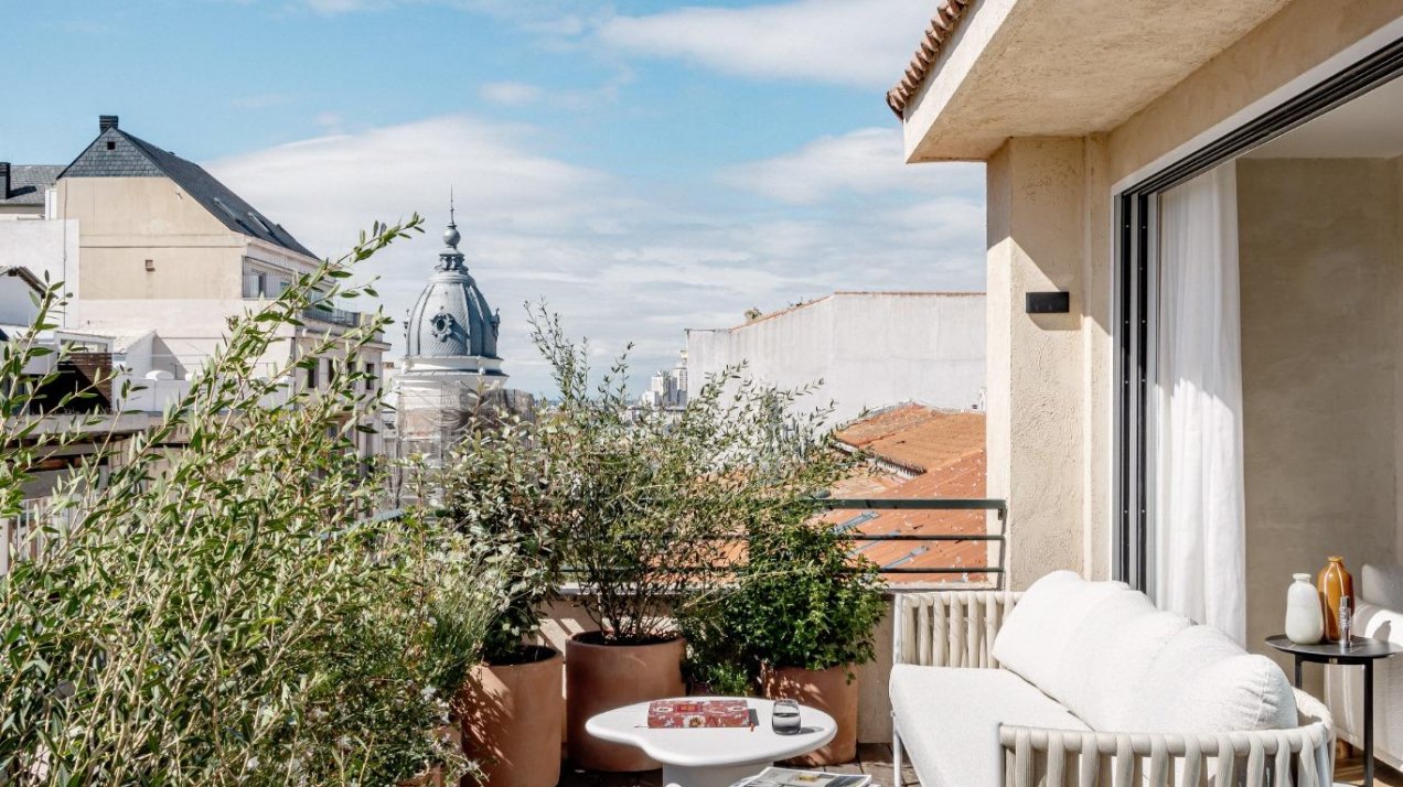 Ático dúplex con terraza, reformado, Recoletos, Salamanca, Madrid