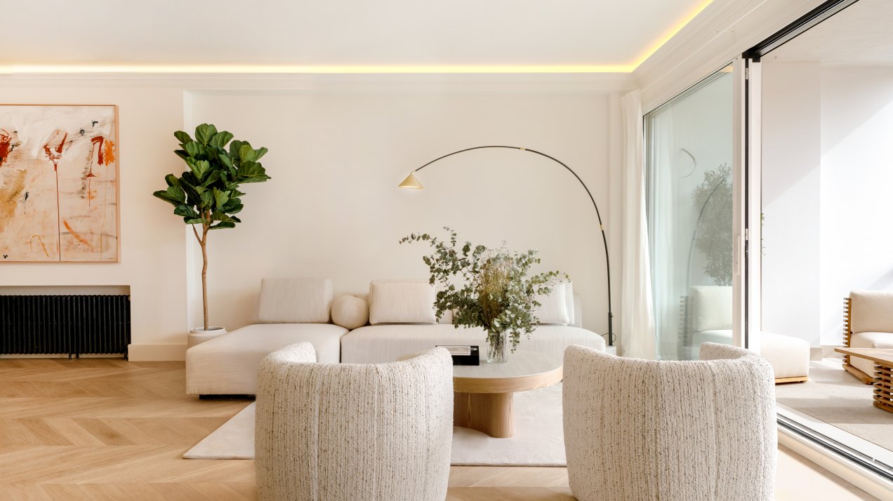 Exceptional luxury home in the exclusive Jerónimos neighborhood, just a stone's throw from Madrid's Buen Retiro Park