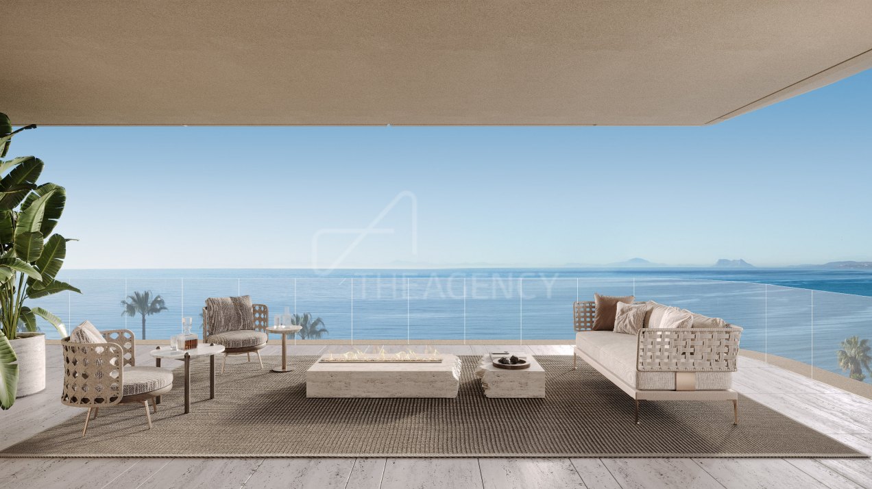 Beachside Residences in Estepona with Timeless Design and Sea Views