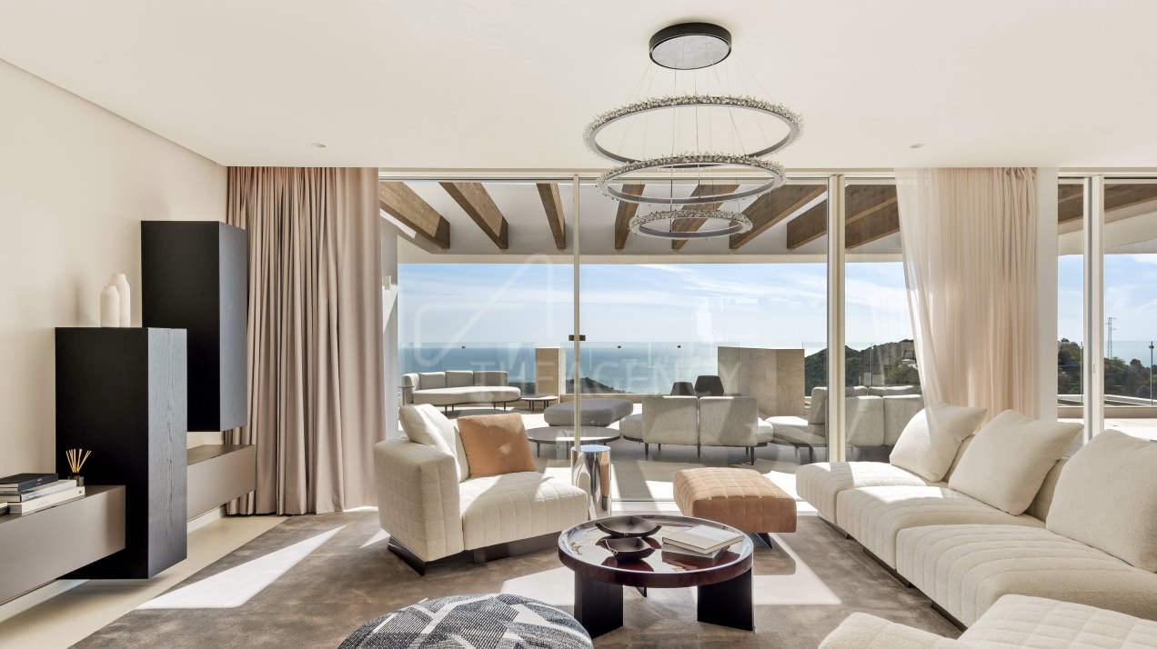 Fantastic Duplex Penthouse furnished with Minotti furniture, Palo Alto. Ojen.