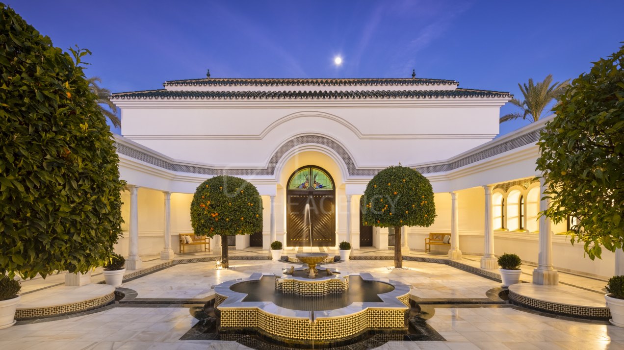 Amazing Alhambra style Palace in Aloha, Nueva Andalucia