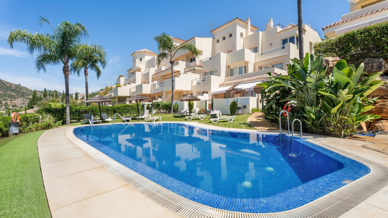Renovated 3-Bedroom Corner Apartment with Designer Interior - Ocean Pines, Benahavís