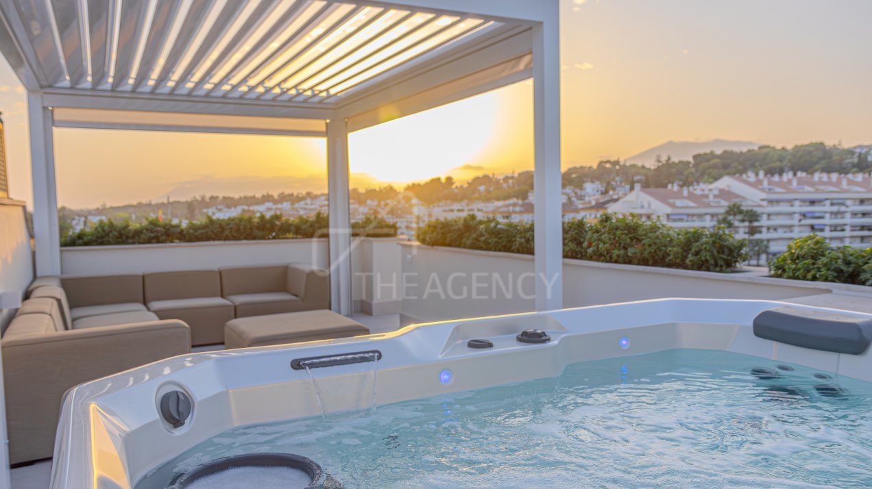 Golden Mile Apartment at Guadalpin Hotel
