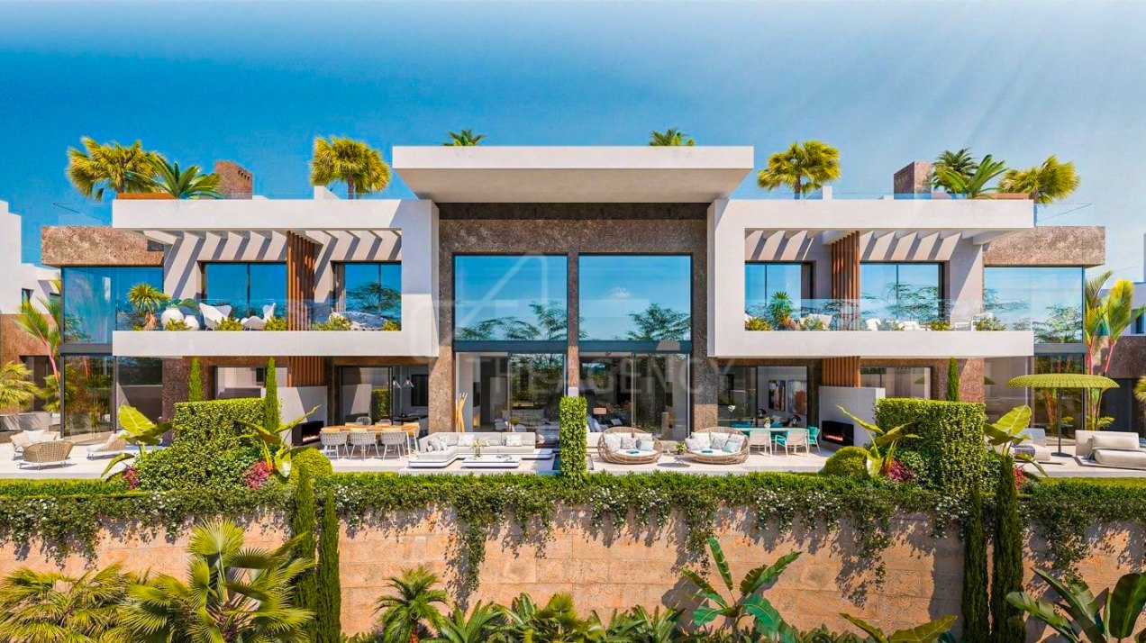 Luxury Townhouse – Marbella East, Marbella