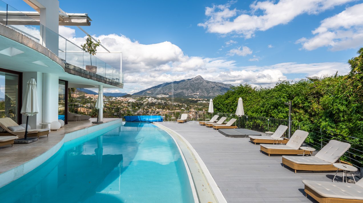Villa Casa Blanca - Nueva Andalucia, Marbella