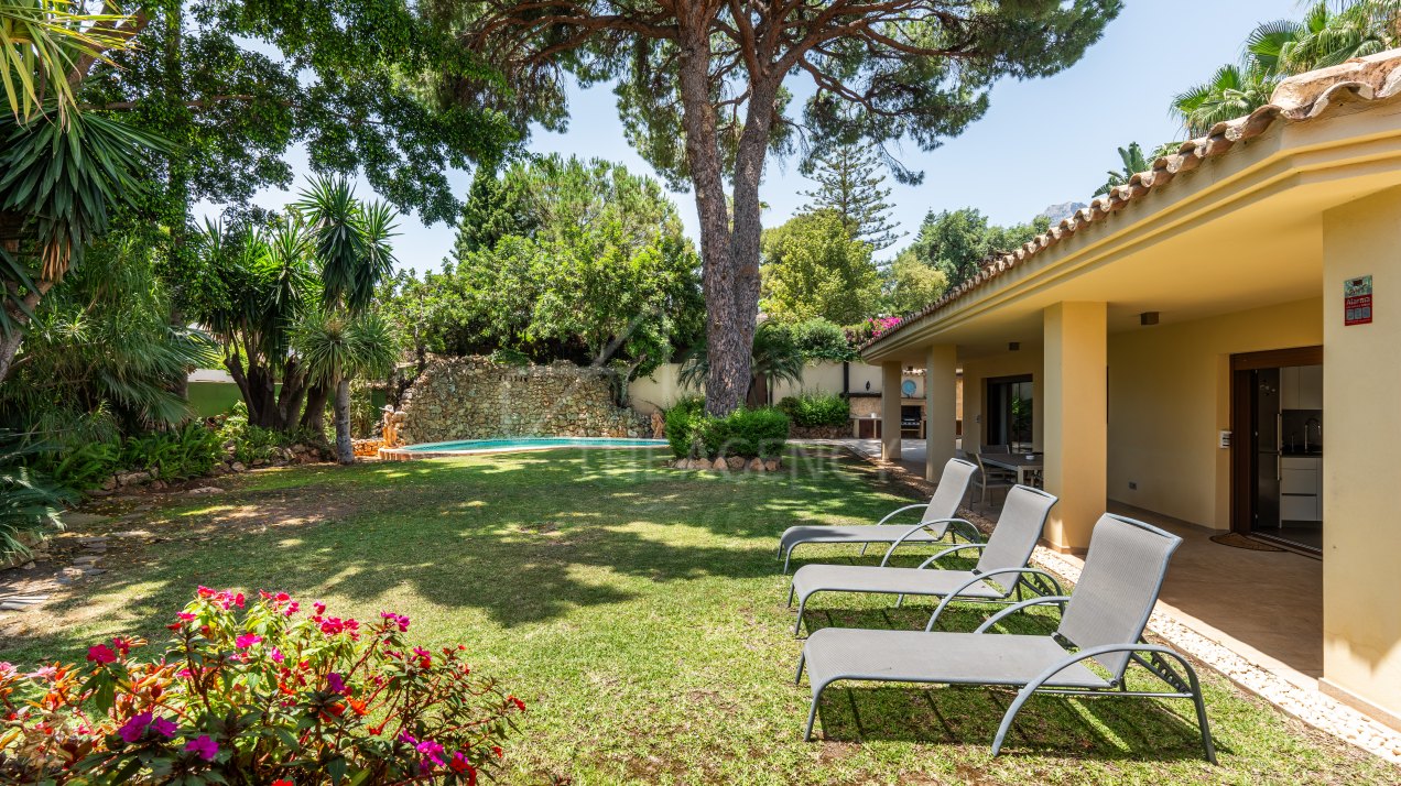 Villa El Atelier with Private Pool - Sierra Blanca, Marbella Golden Mile