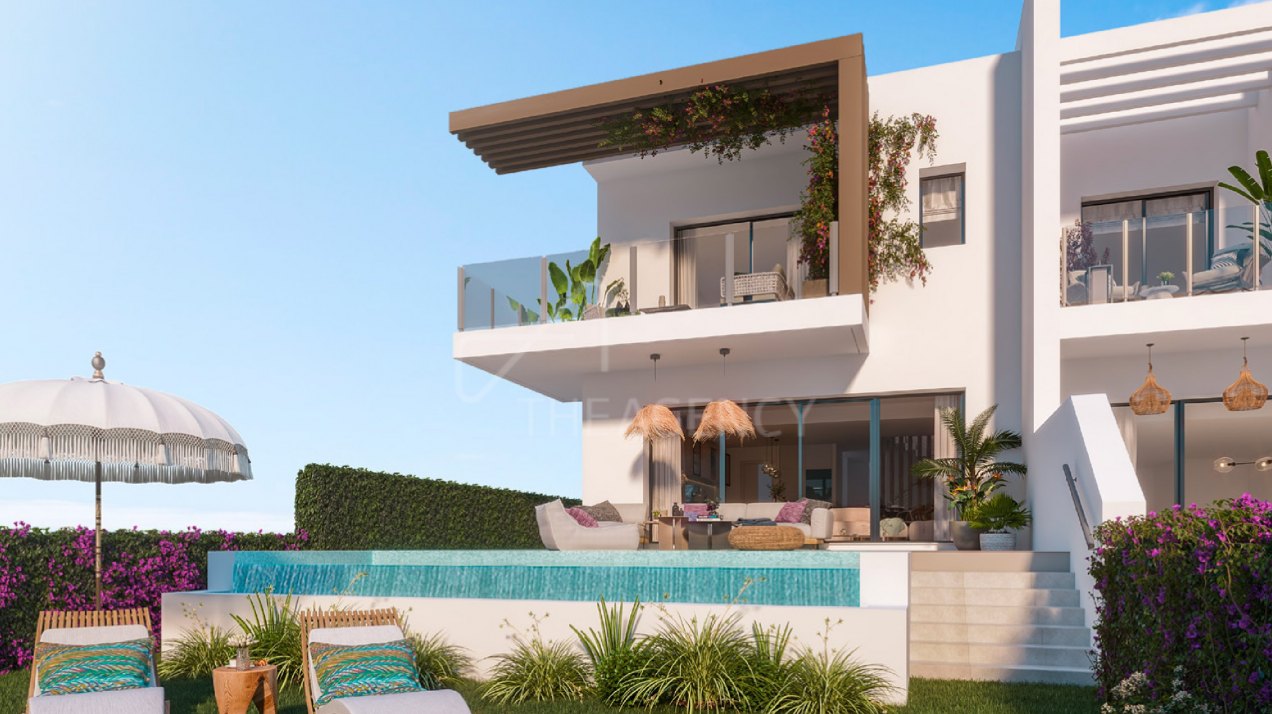 Exclusive Complex of Sophisticated Villas in a Coastal Paradise, El Chaparral, Mijas Costa