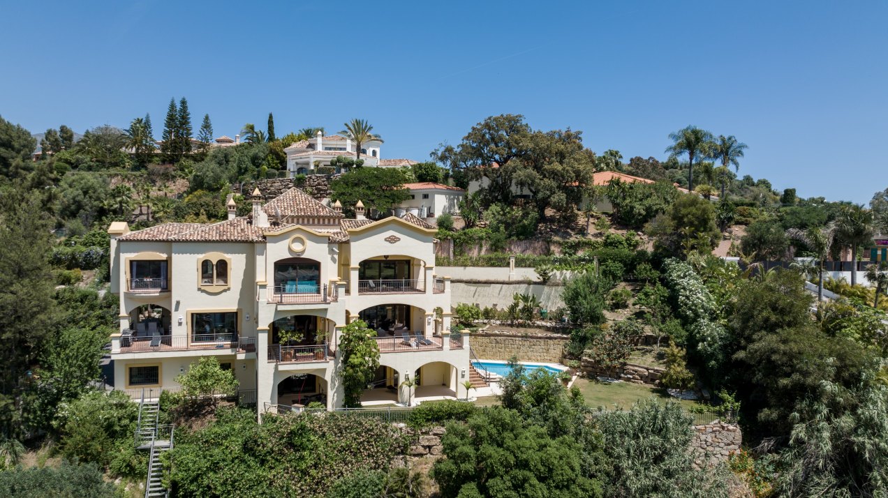 Timeless Mansion in Vega Colorado, Benahavis