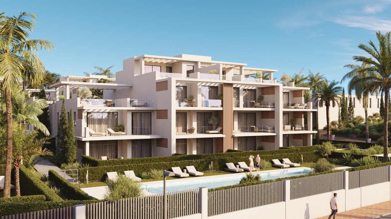 Distinguished and bright first floor penthouse in the sought-after New Golden Mile, Estepona