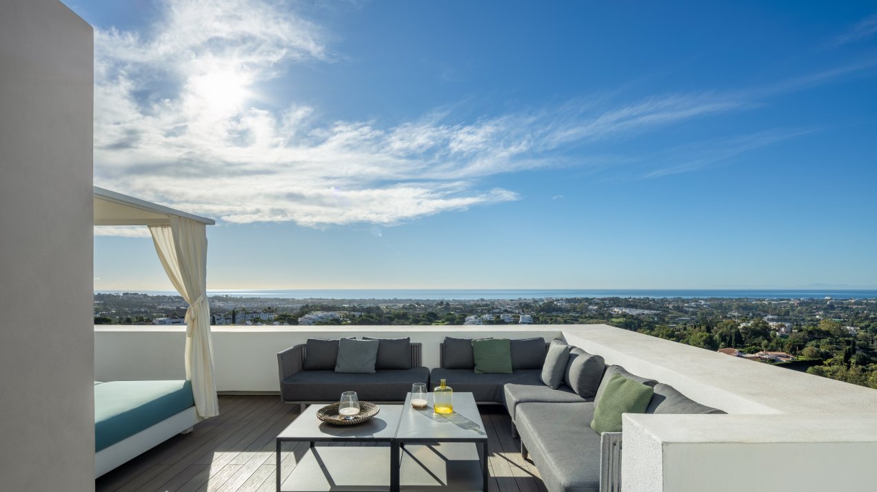 Villa contemporánea con vistas incomparables al Mar Mediterráneo y costa de África