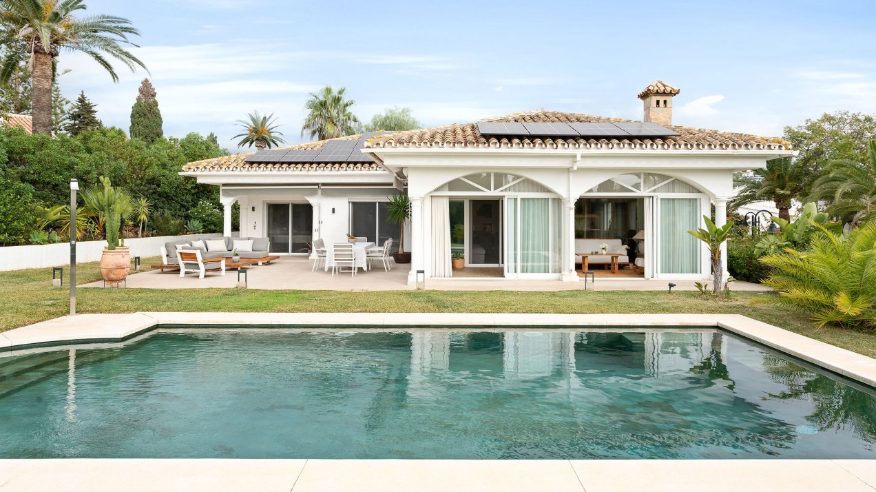 Stunning villa in Elviria on one floor level