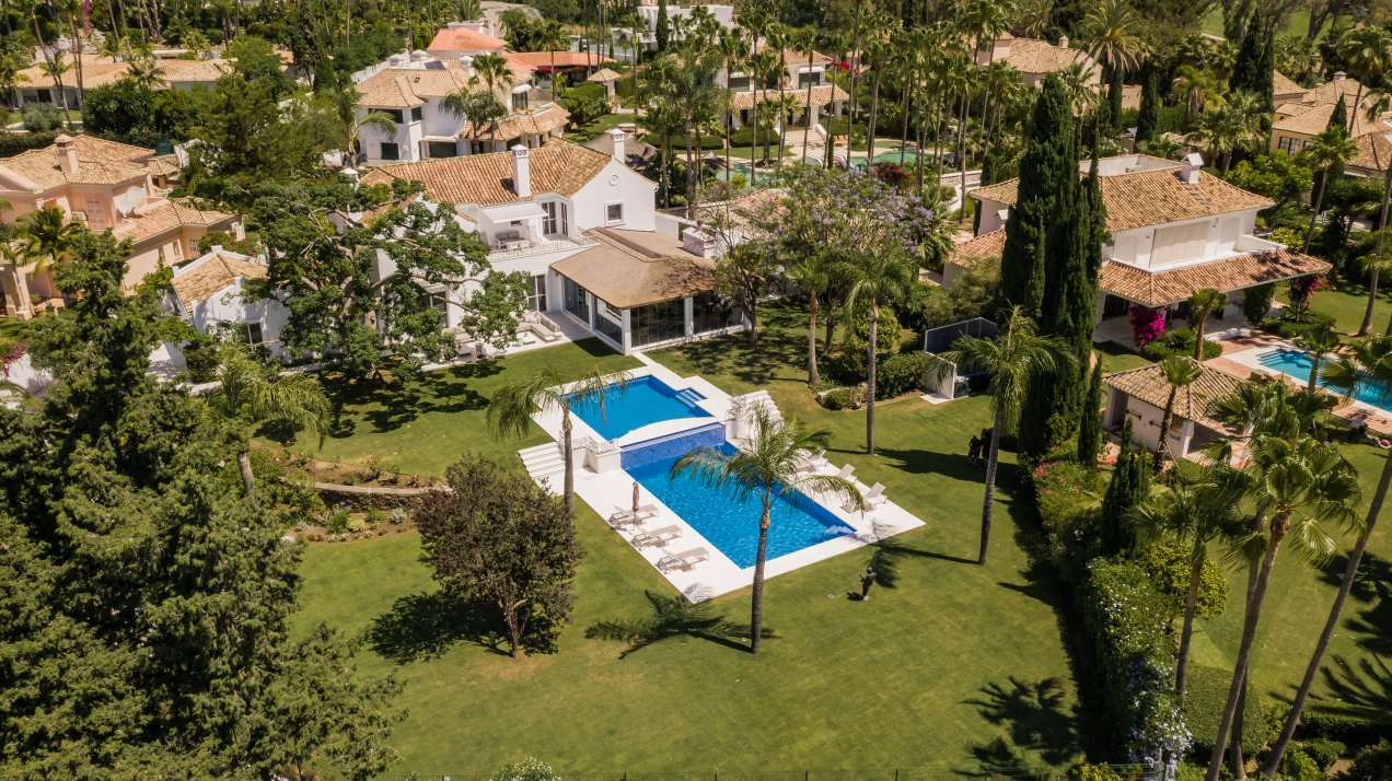 A refined sanctuary in marbella’s Golf Valley, La Cerquilla, Nueva Andalucia