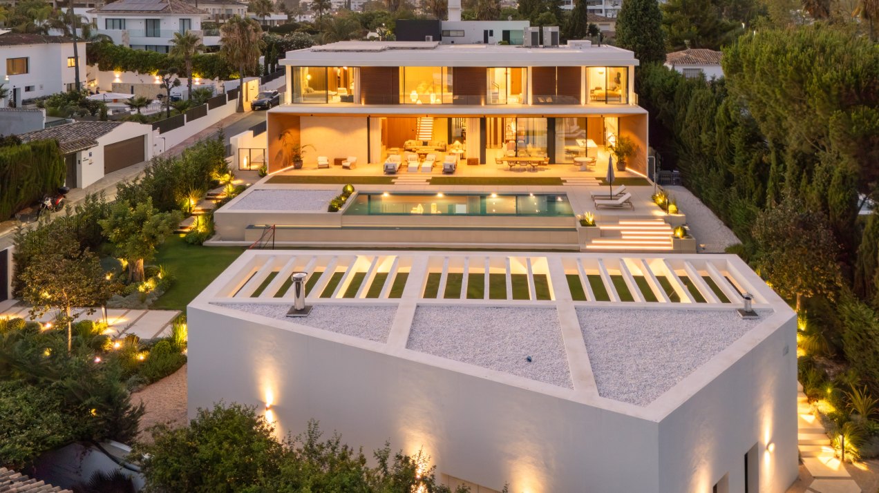 A remarkable modern residence in the prestigious enclave of Guadalmina Alta, Marbella