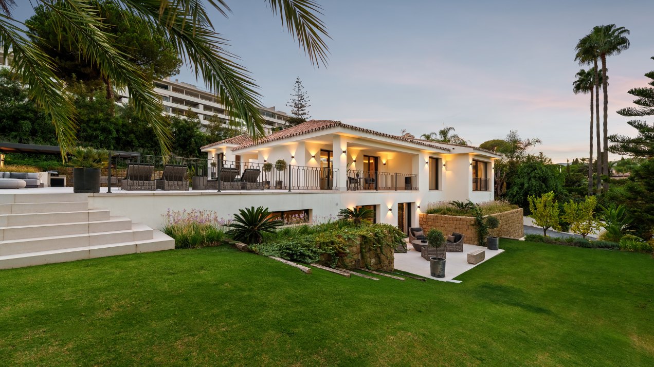 Espectacular villa frontline golf in las Brisas, Nueva Andalucia, Marbella