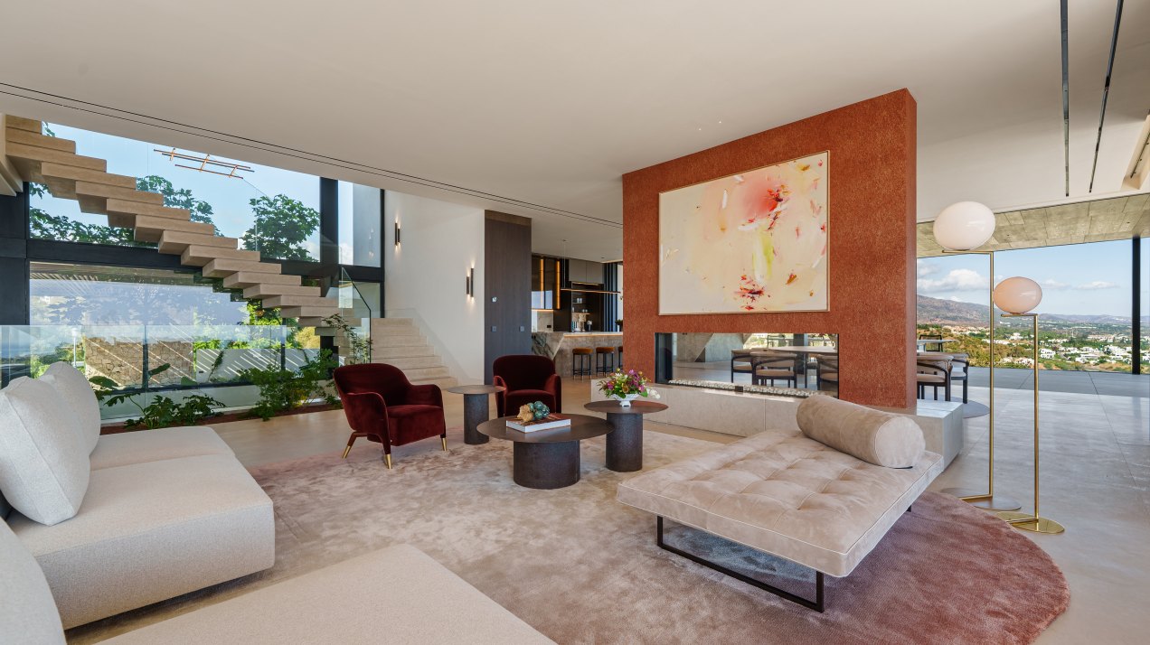 Impressive panoramic sea view villa in El Herrojo Alto, Benahavís