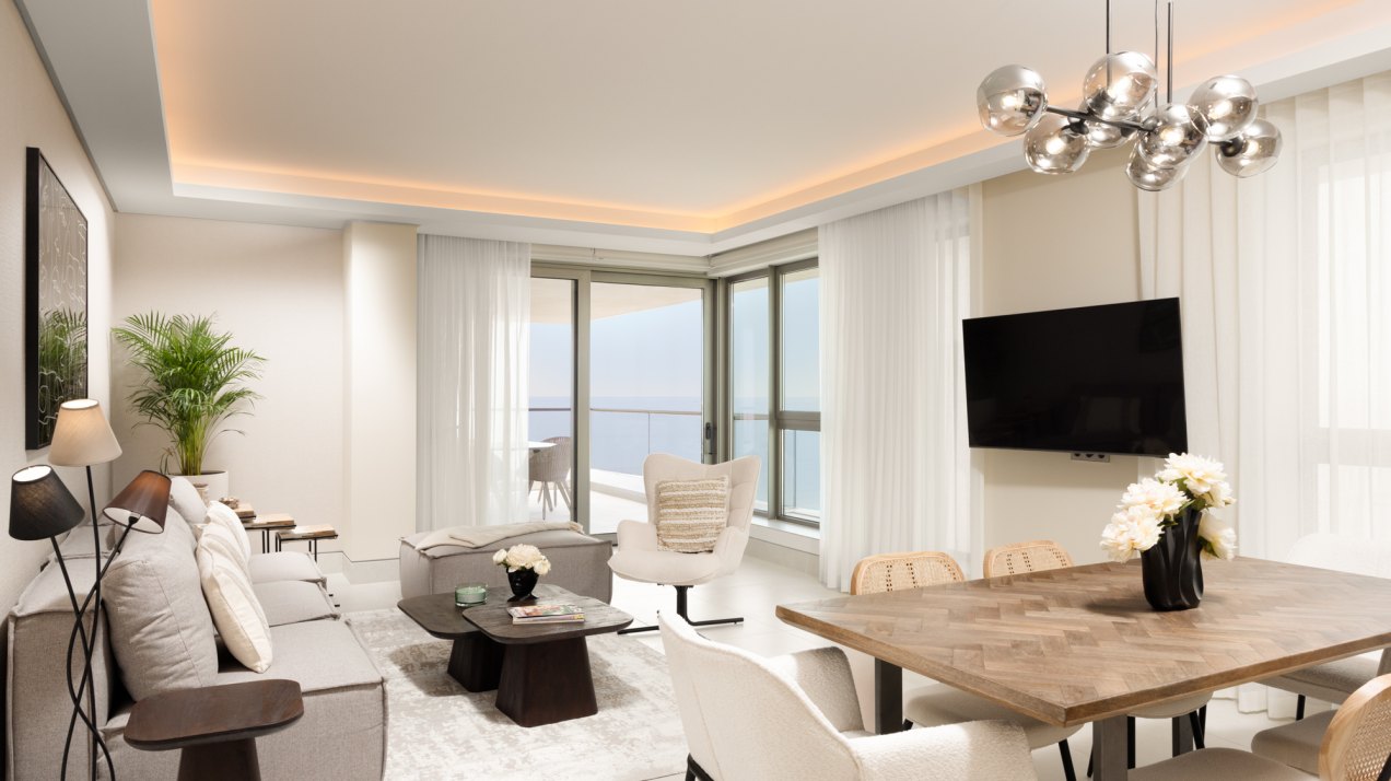 Incredible new built apartment front beach line with amazing views in Málaga Towers, Málaga
