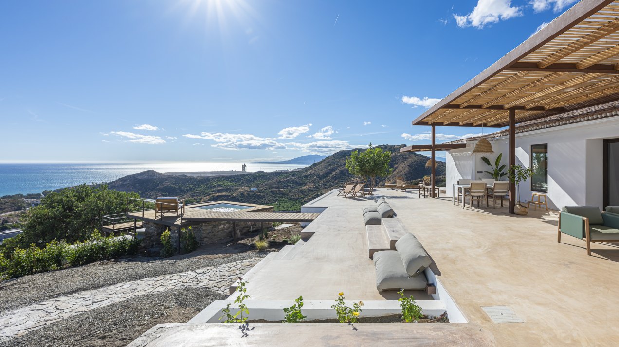 Mediterranean Villa with Spectacular Views in Cala del Moral, Rincón de la Victoria
