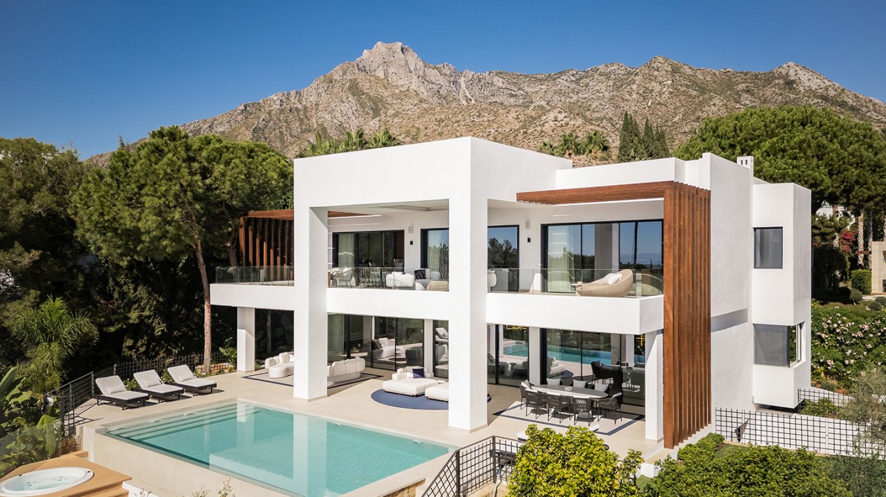 Villa George: Contemporary elegance with unparalleled views in Sierra Blanca, Golden Mile, Marbella