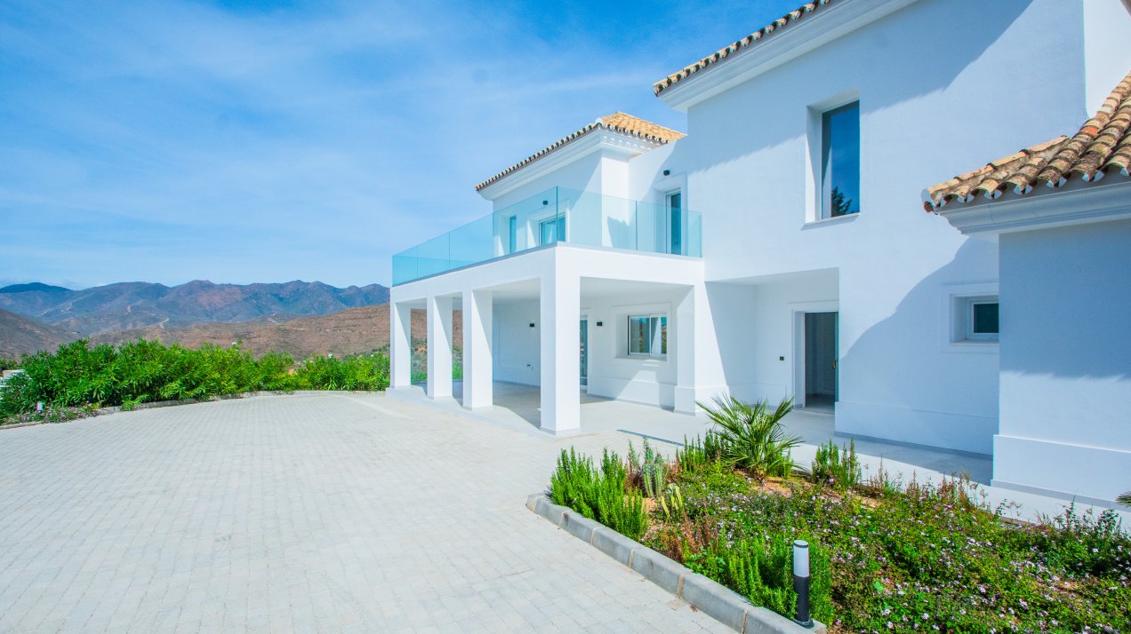 Perfect Family House on the hills of East Marbella