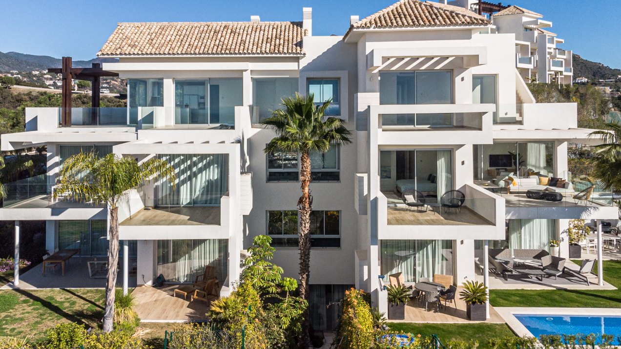 Ground Floor Duplex on the hills of Benahavis