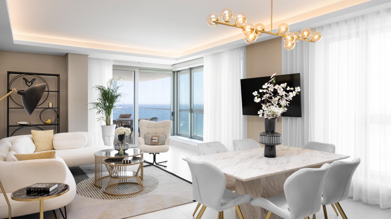 Luxury Beachfront Apartment in Málaga – Pacífico 115