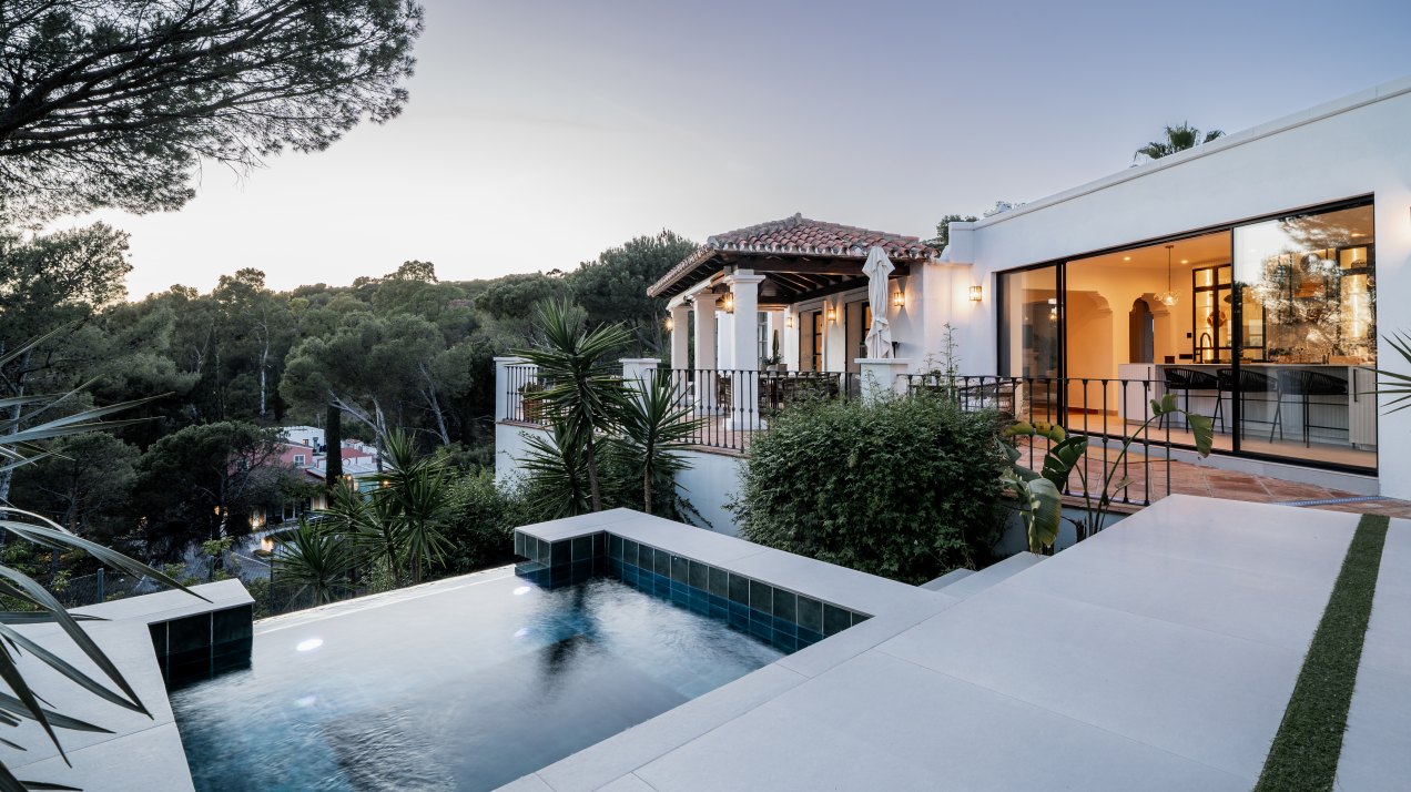 Majestic villa inspired by the traditional Spanish farmhouses