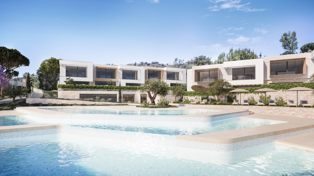 Elegant townhouse with golf course views and exclusive concierge service in La Cala Golf