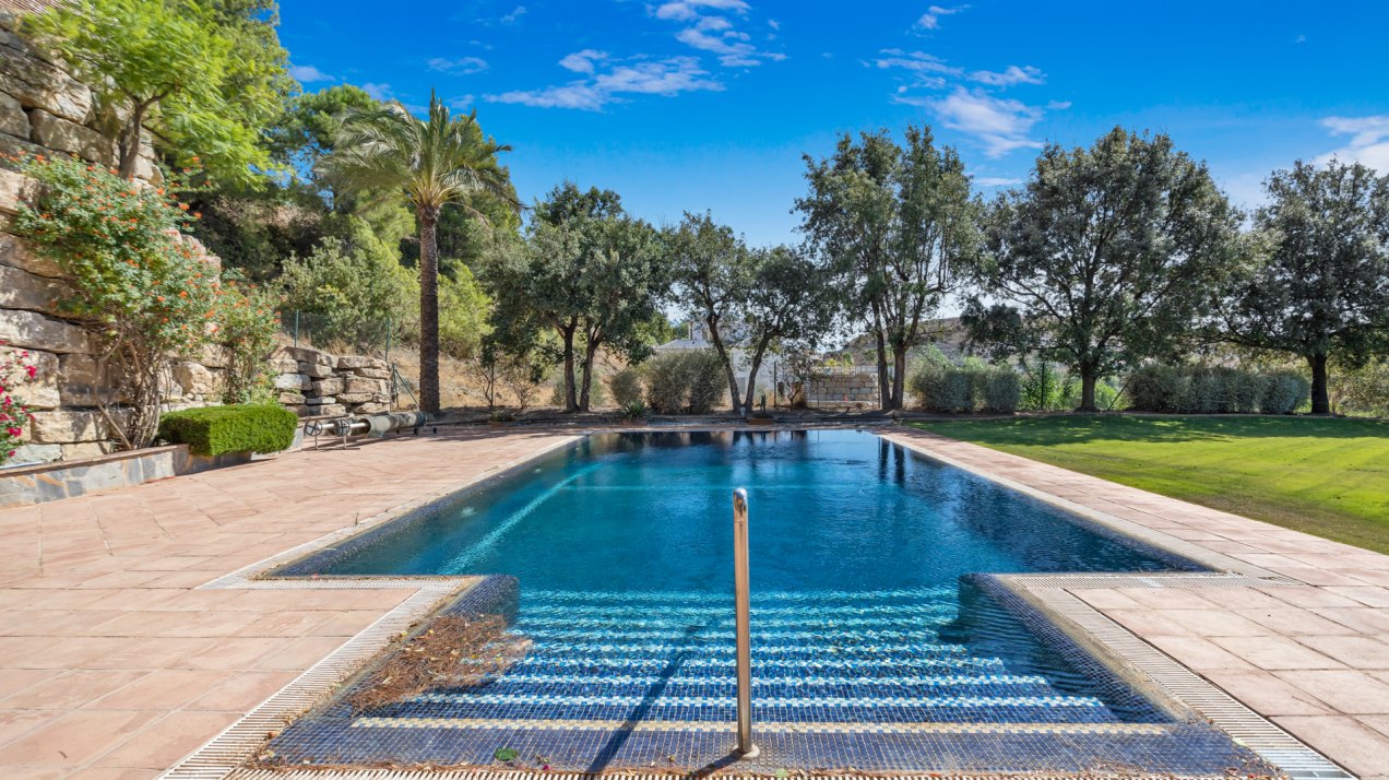 Magnificent traditional Andalusian style villa in the heart of the Marbella Club Golf Resort, Benahavís