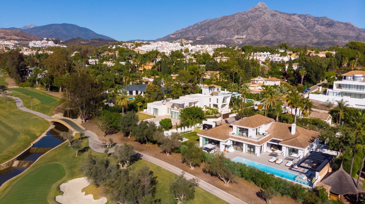 Spectacular front line golf villa, Nueva Andalucia, Marbella