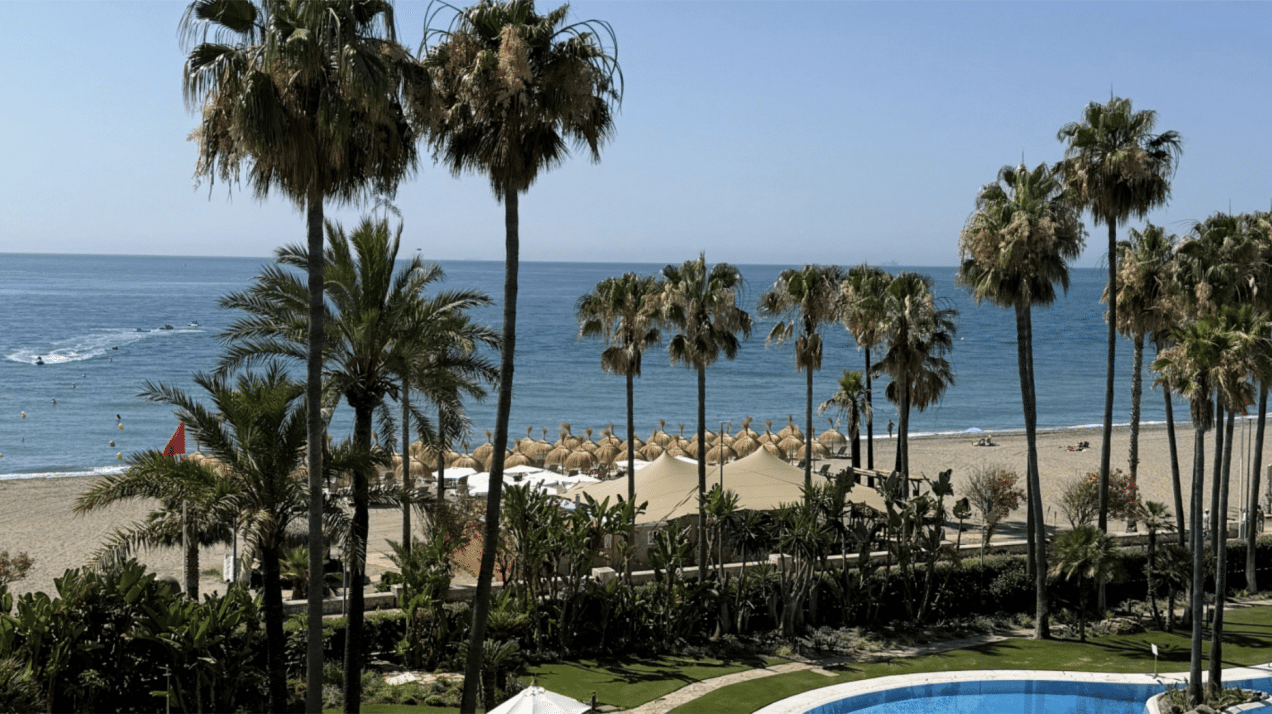 Ático Dúplex Impresionante con Piscina Privada en la Azotea en Los Granados II, Puerto Banús