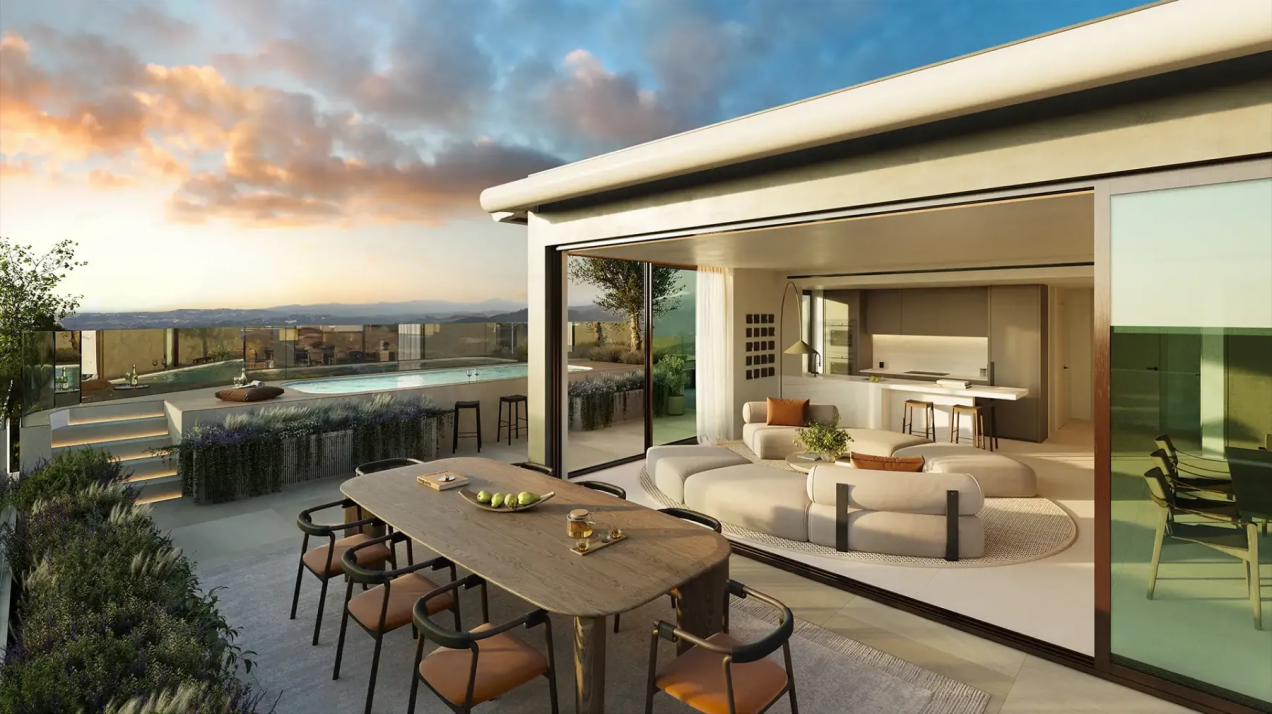 Impressive Sky villa at the top of Higueron