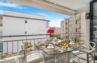 Moderno piso en alquiler en el corazón de Marbella a 100 metros del mar