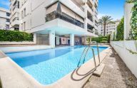 Moderno piso en alquiler en el corazón de Marbella a 100 metros del mar