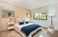Fantastic three-story townhouse in Nagueles, Marbella