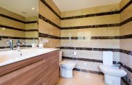 Fantastic three-story townhouse in Nagueles, Marbella