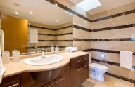 Fantastic three-story townhouse in Nagueles, Marbella