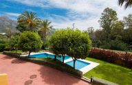 Fantastic three-story townhouse in Nagueles, Marbella