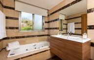 Fantastic three-story townhouse in Nagueles, Marbella