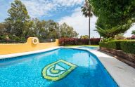 Fantastic three-story townhouse in Nagueles, Marbella