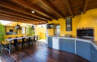 Fantastic three-story townhouse in Nagueles, Marbella