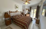 Sunny two-bedroom apartment with open sea views in Marbella city center